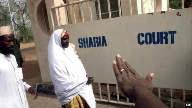 Шариатский суд в Нигерии в штате Сокото. Фото сделано в марте 2002 года