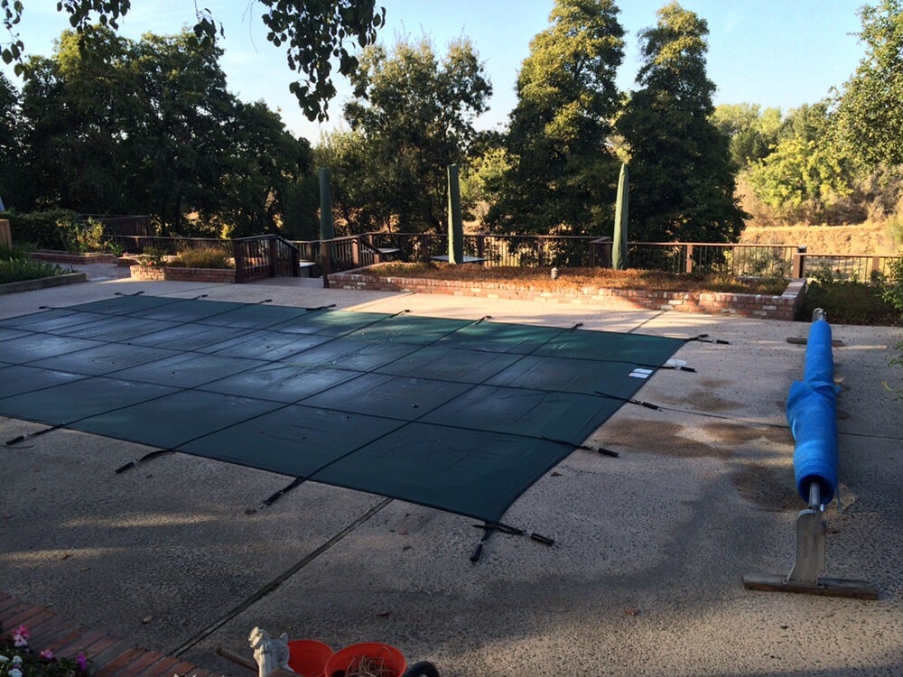 Installed winter pool cover