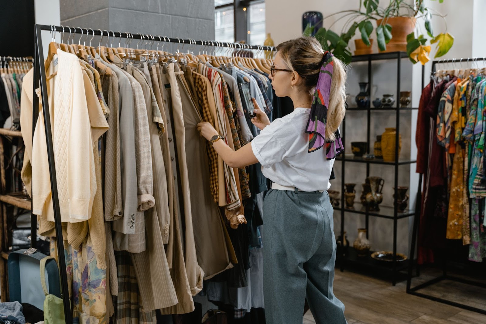 O que tem que ter na sua loja de roupa feminina favorita - Acontece