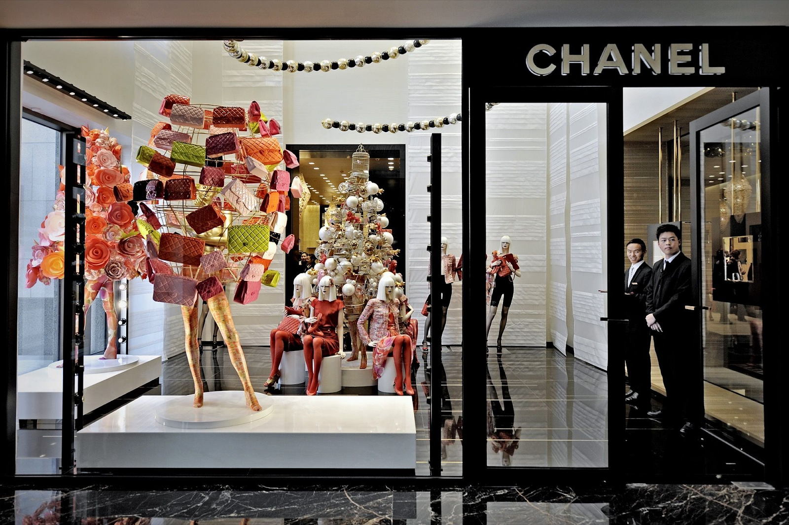 Thương hiệu Chanel nổi tiếng với những thiết kế cách tân vượt qua bó buộc người phụ nữ