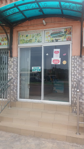 Roses Restaurant, No. 30 Samuel Ladoke Akintola Boulevard, Garki 2, Abuja, Nigeria, Diner, state Federal Capital Territory