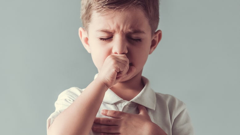 Tusea la copii: cauze, simptome, tratament + 5 remedii naturiste la îndemână