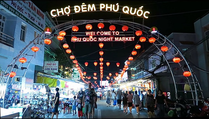 Tour du lịch free & easy Phú Quốc - Ghé chợ đêm Phú Quốc sắm quà lưu niệm