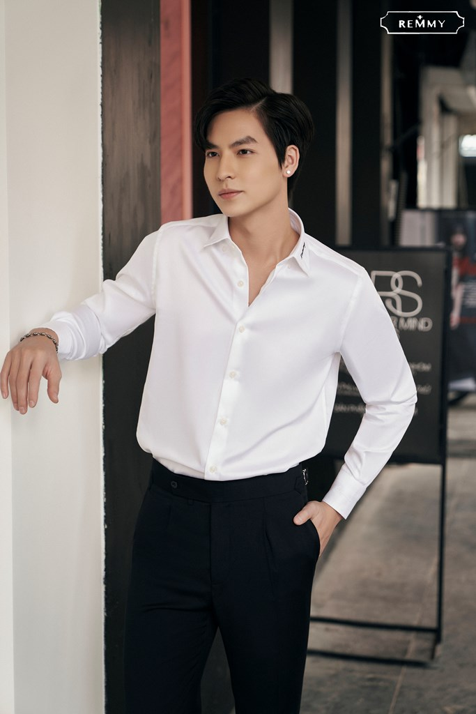 Vẻ thanh lịch chốn công sở