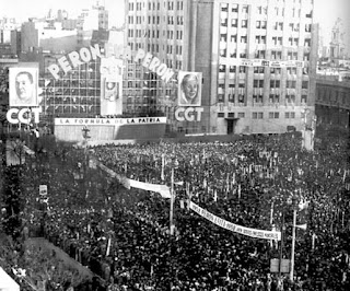 DESDE LOS SATELITES: EVITA, Renunciamiento historico (IV)