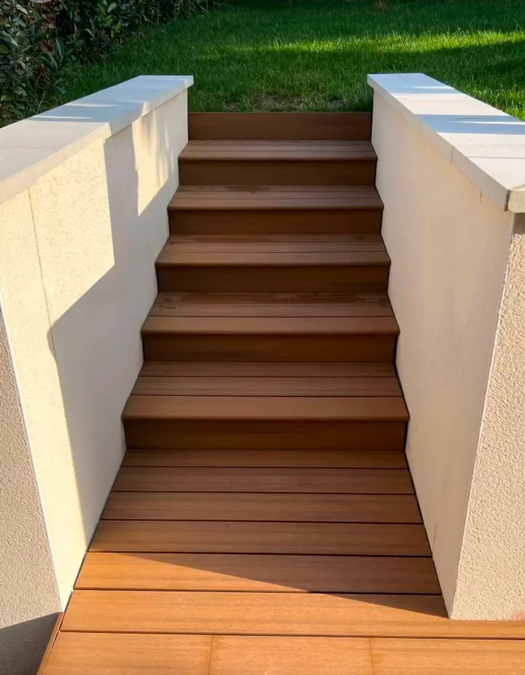 escalier en bois composite