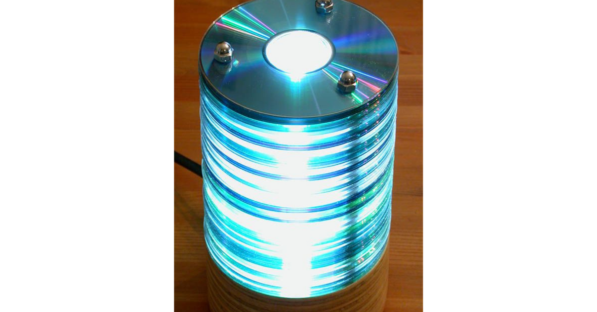 old CDs and DVDs into a lamp