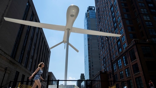 Giant white drone sculpture appears in New York City. Artist shares intent  | Trending - Hindustan Times