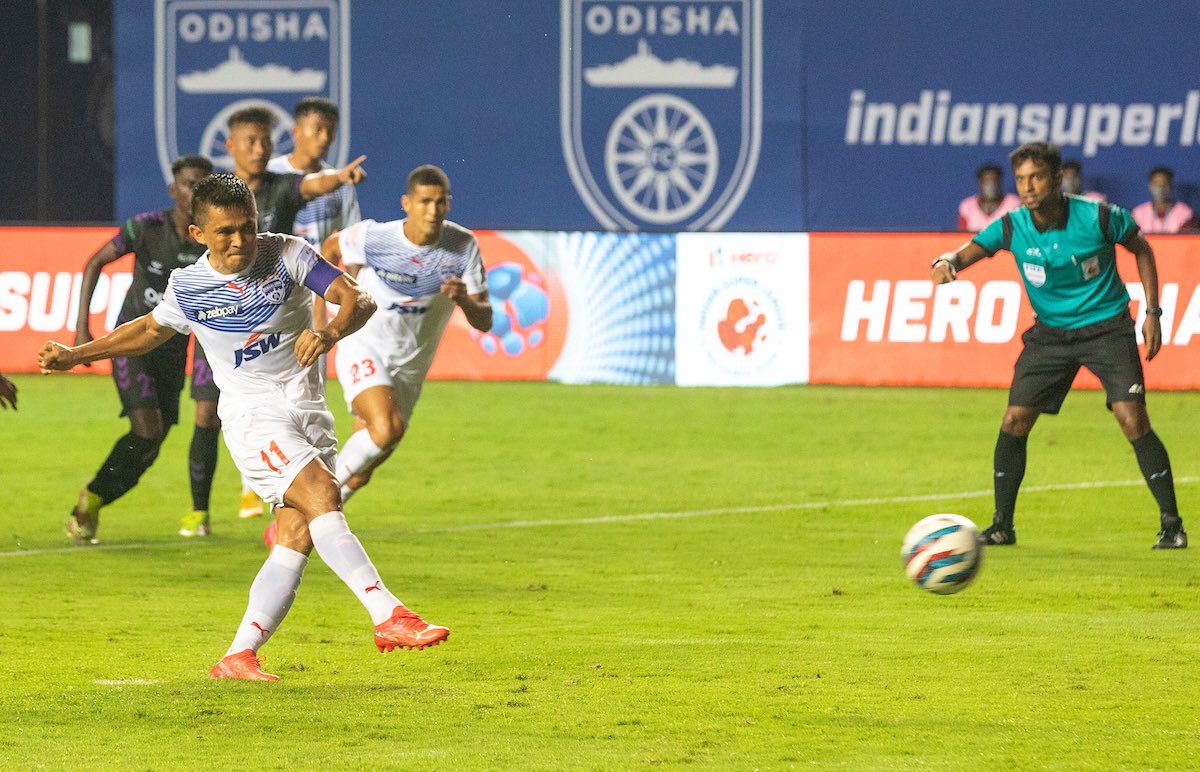 Sunil Chhetri fails to take his ISL tally to 48 goals as he misses the penalty against Odisha
