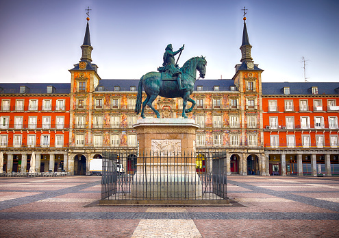 la Plaza Mayor à Madrid