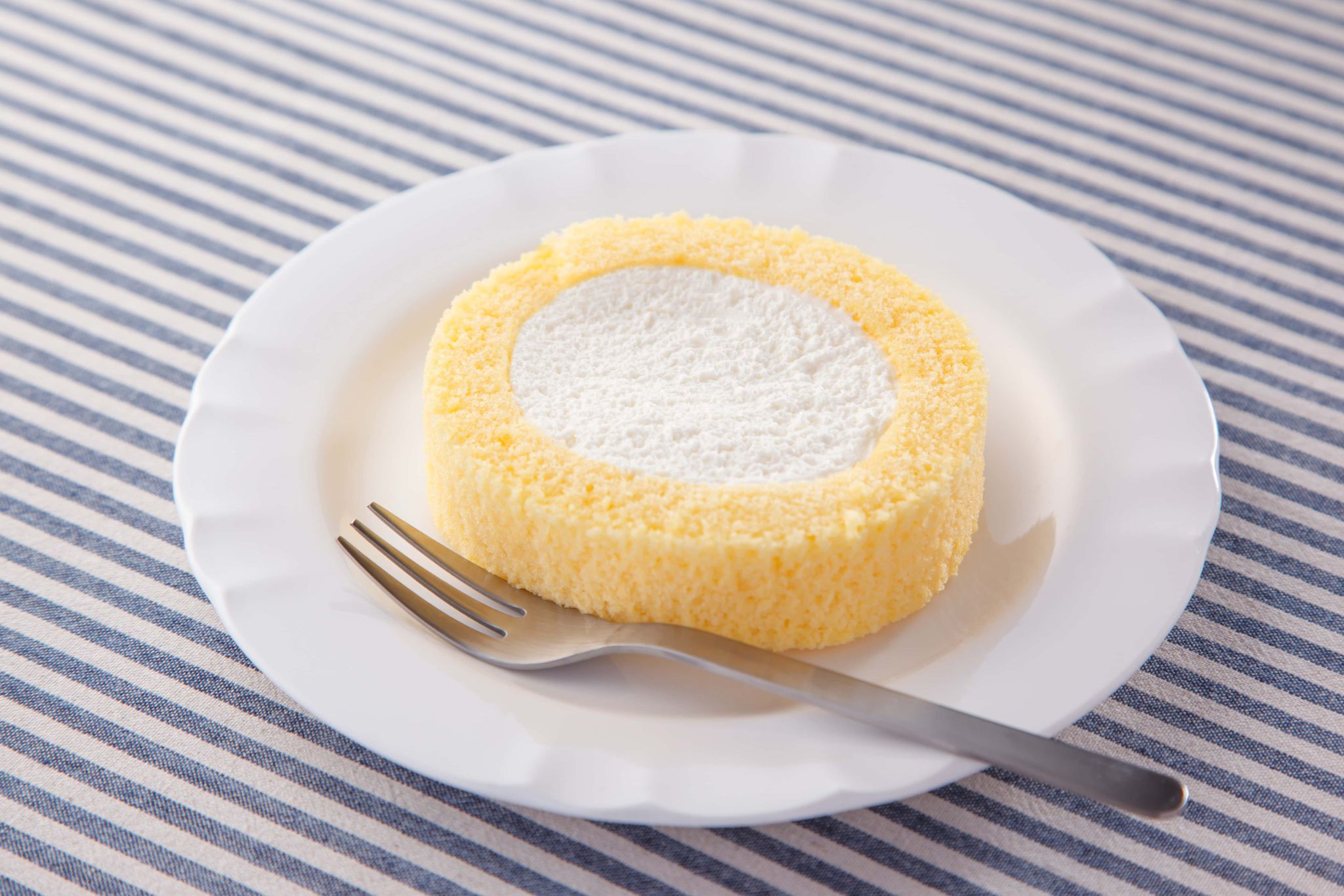 仕上げを工夫しておしゃれに ロールケーキの盛り付け方 ファンファン福岡