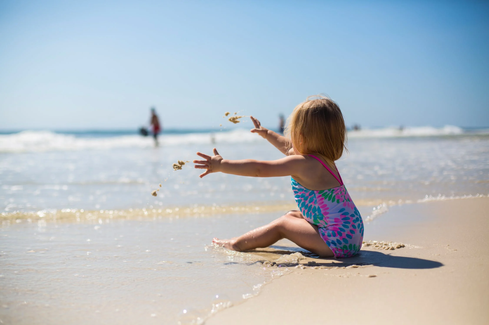 Top Tips For Parents on Preparing Their Kids for Summer Swimming 1