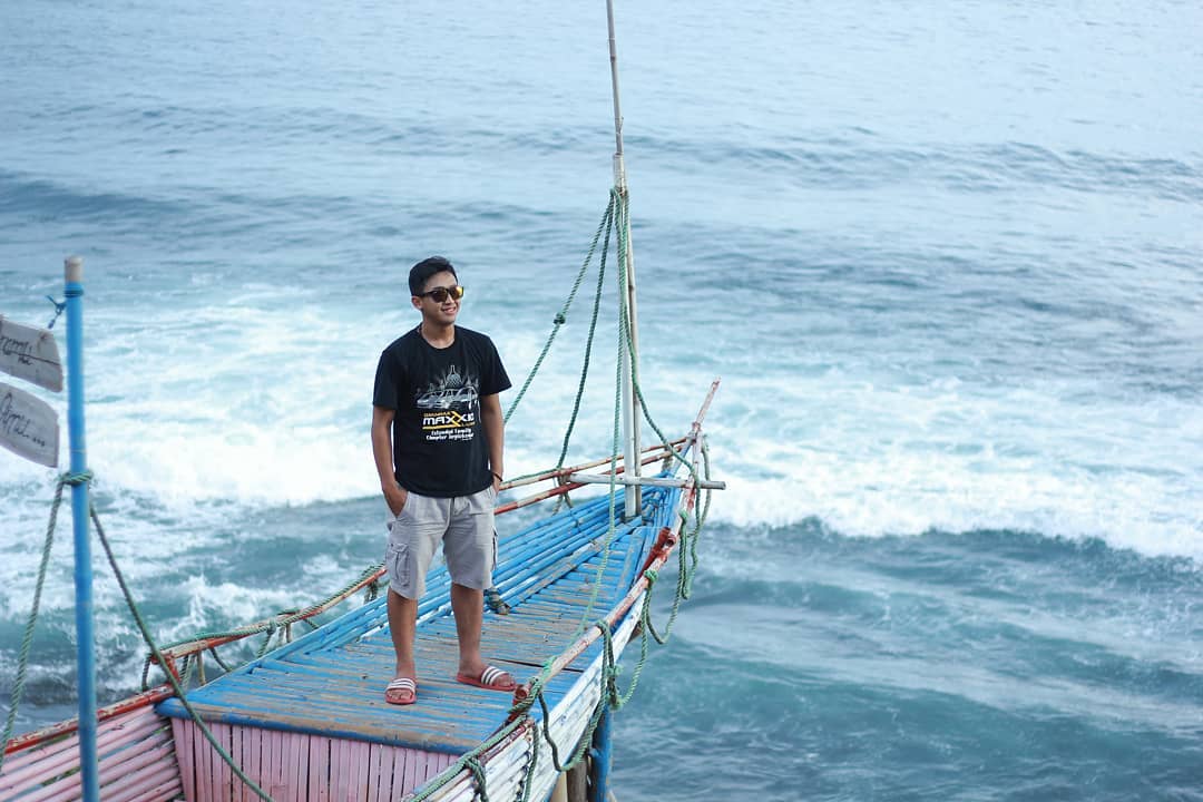 foto di pantai ngobaran jogja