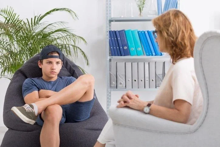 4 Helpful Facts Parents Should Know About Mental Illness in Teens