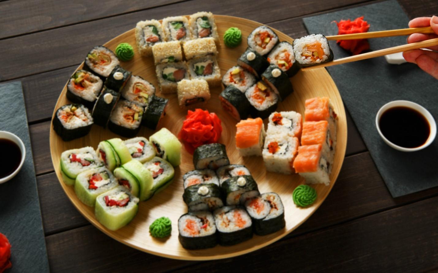 is-sushi-safe-to-eat-2.jpg
