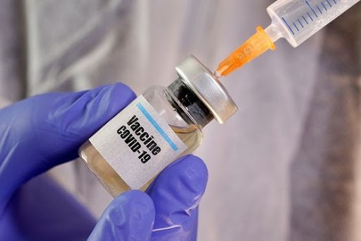 30% tác dụng phụ sau khi tiêm vaccine COVID-19 là do “lo lắng thái quá” - Ảnh 1.