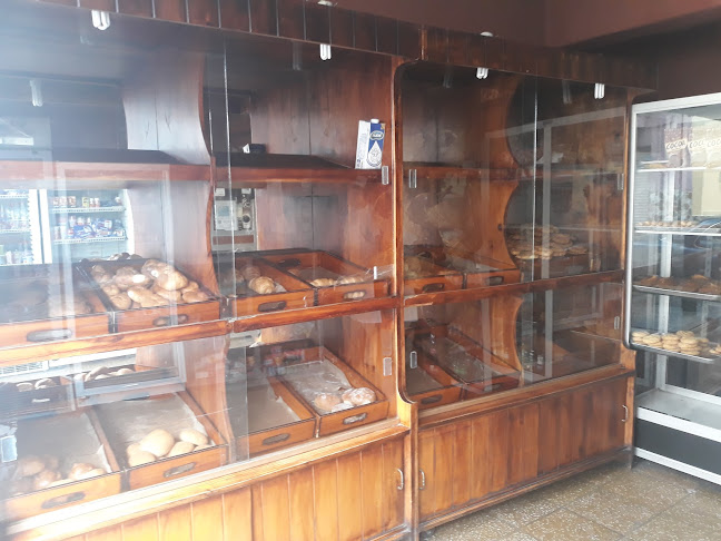 Opiniones de Panaderia Y Pasteleria Santy en Cuenca - Panadería