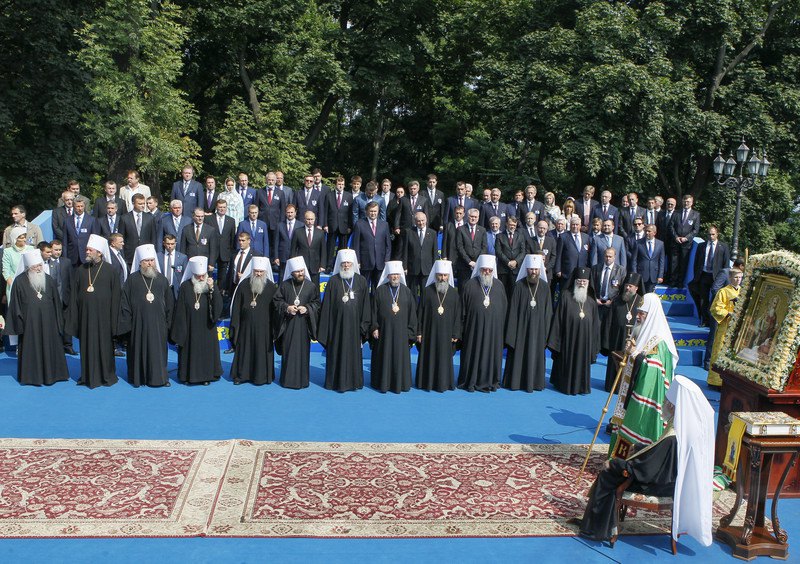 Патріарх Московський і всієї Русі Кирило (праворуч) під час молебну в Києві, 27 липня 2013 р.