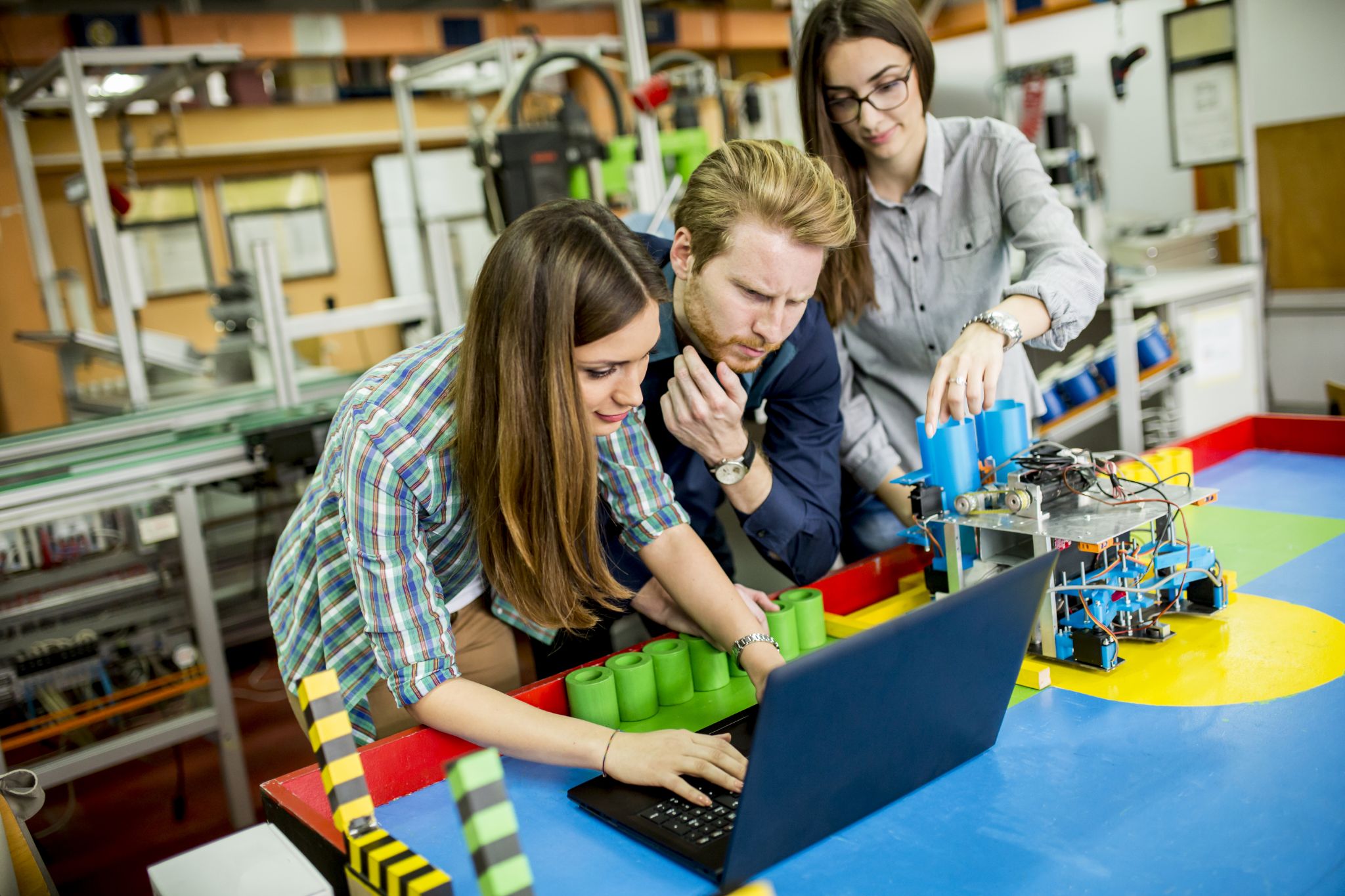 Structural engineer students in class