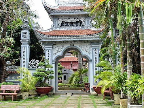 Nhà thờ tổ của Nguyễn Tấn Dũng ở Rạch Giá.jpg