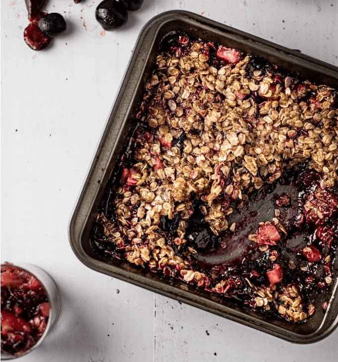 apple and cherry crumble