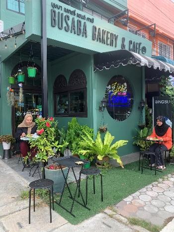 3.  Busaba Bakery & Cafe by Makanmanis 2
