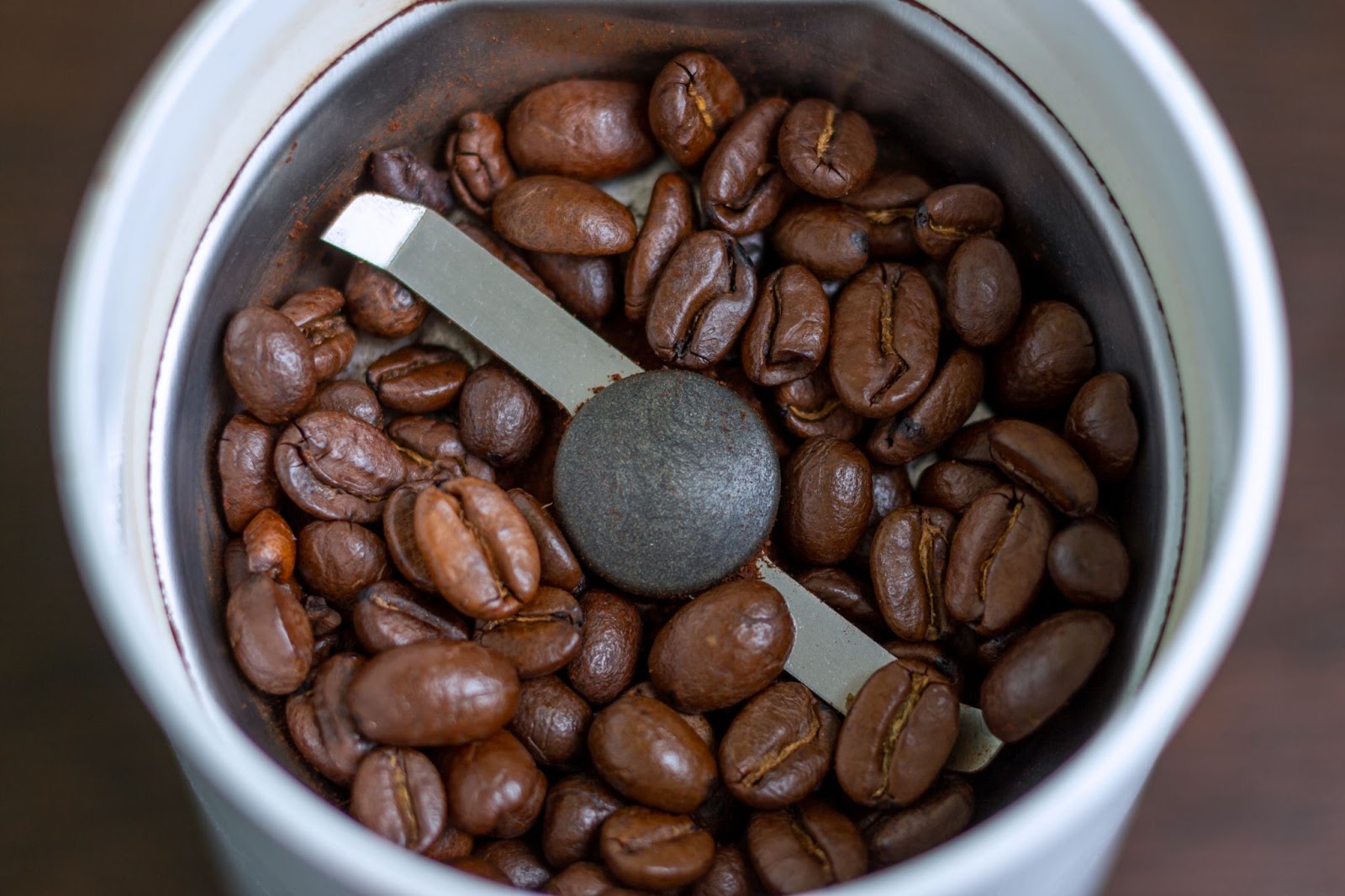 Why You Shouldn't Use a Blade Grinder for Your Coffee