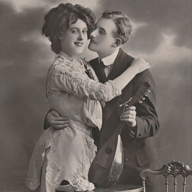 1910 Photo of the couple