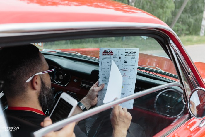 Участники Oldtimer rally под контролем системы Wialon