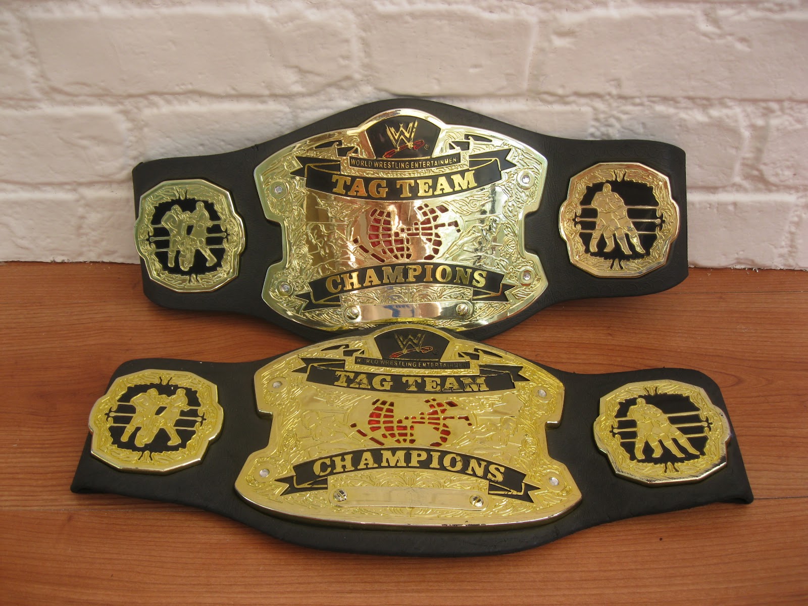 Wwe 2005 Kids Tag Team Title Wrestling Championship Belts Pair Jakks
