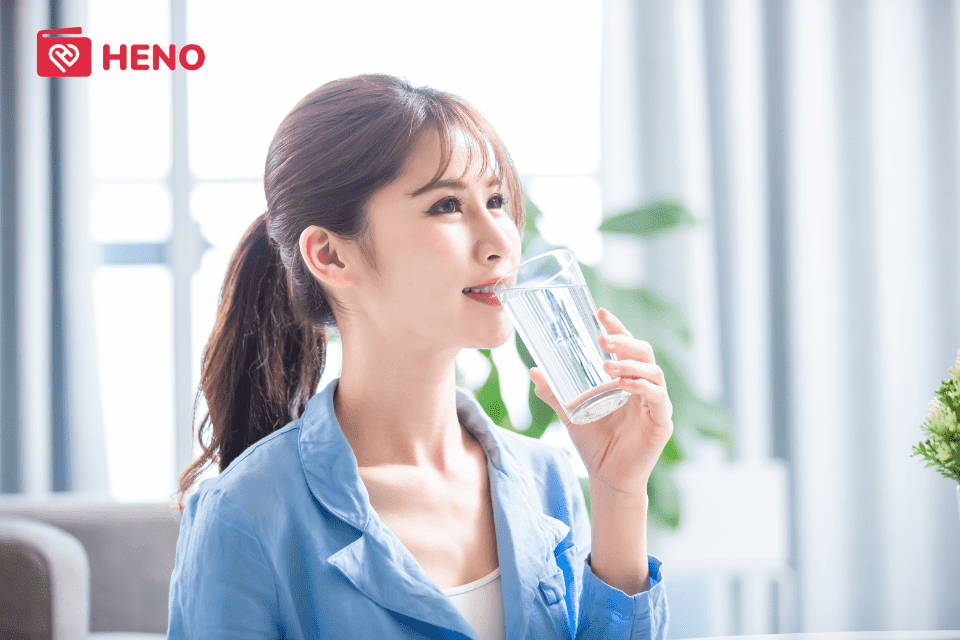 Uống nhiều nước giúp giảm cân nhanh hơn