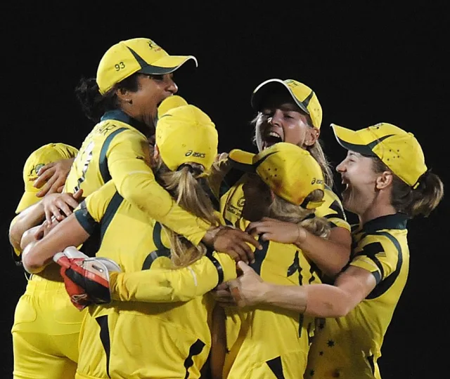  Australians celebrate their World Cup triumph