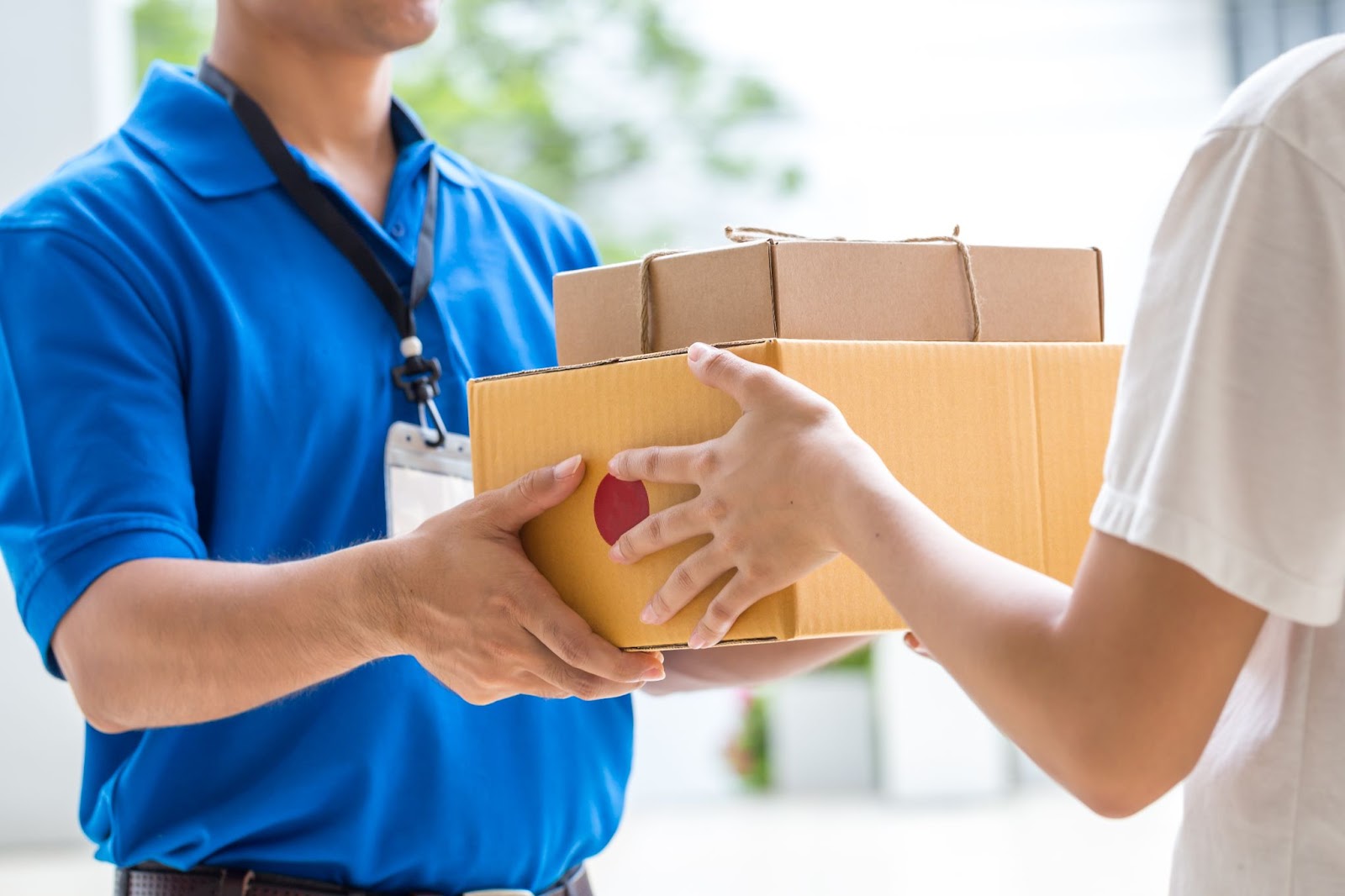 Produtos sob demanda ou pronta-entrega: principais diferenças no envio