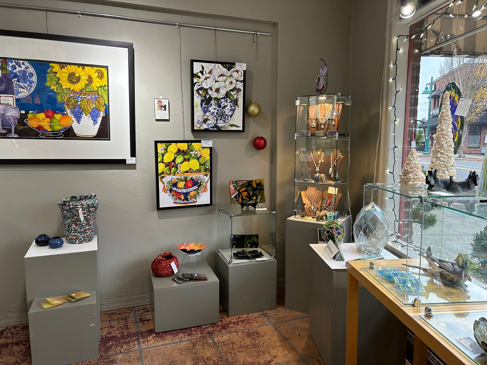 Gallery Row features painters, ceramicists, fiber artists, jewelers and so much more!