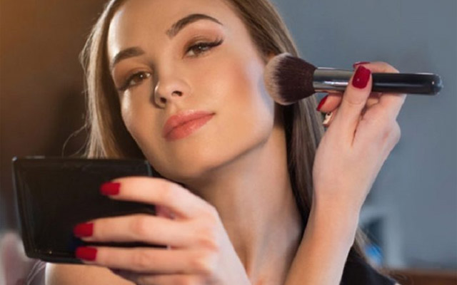 The Power of Makeup: Transforming Your Look for Any Occasion