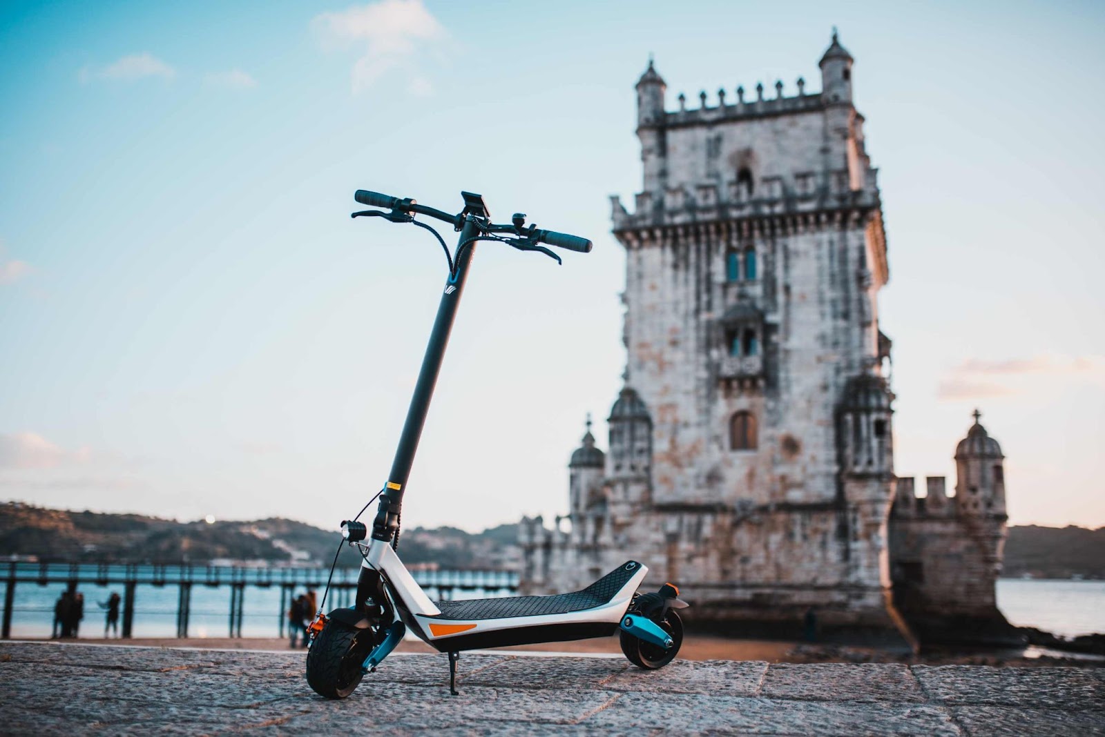 Varla long range electric scooter