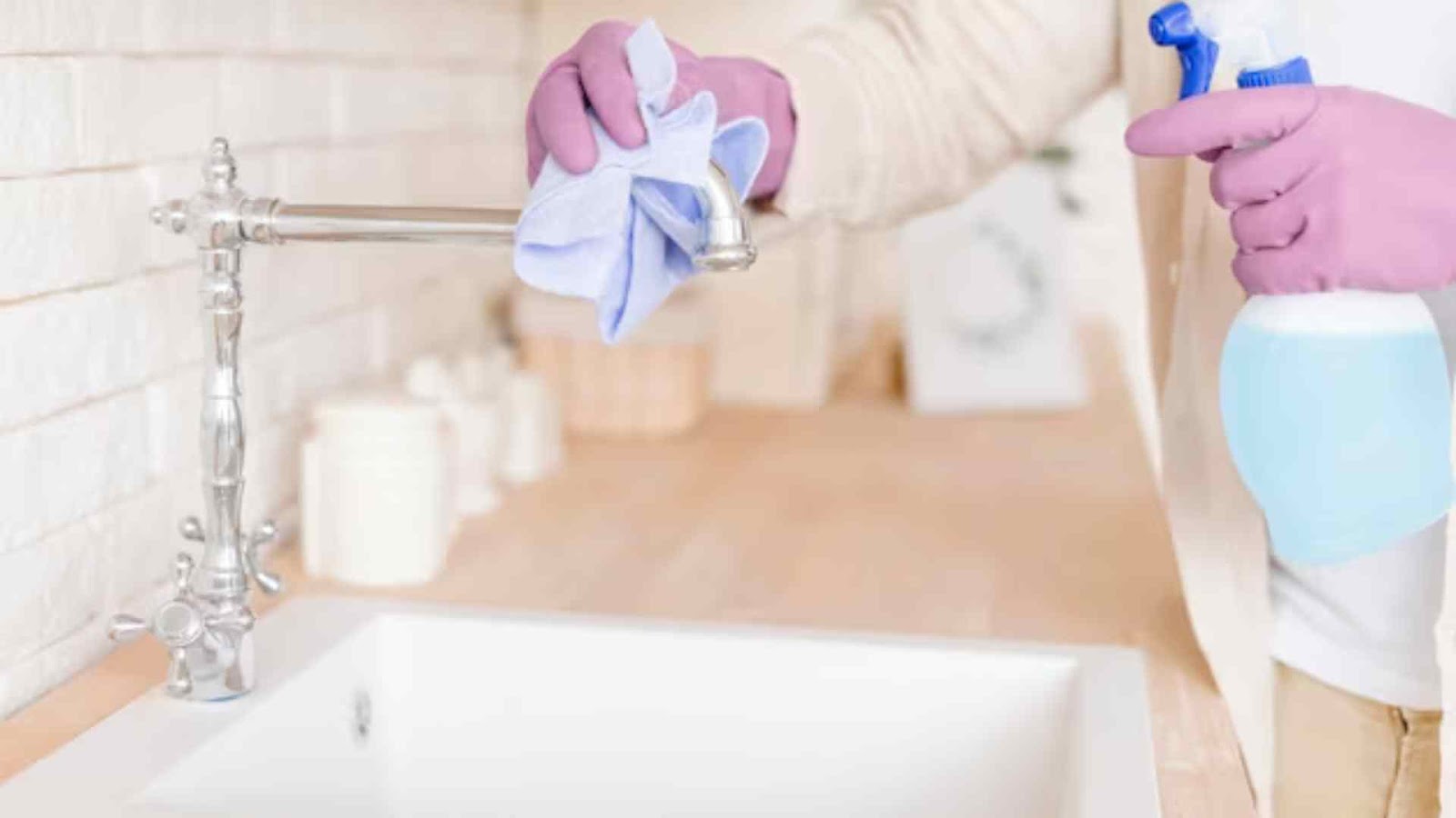Maintaining a Clean and Odor-Free Kitchen Basin: