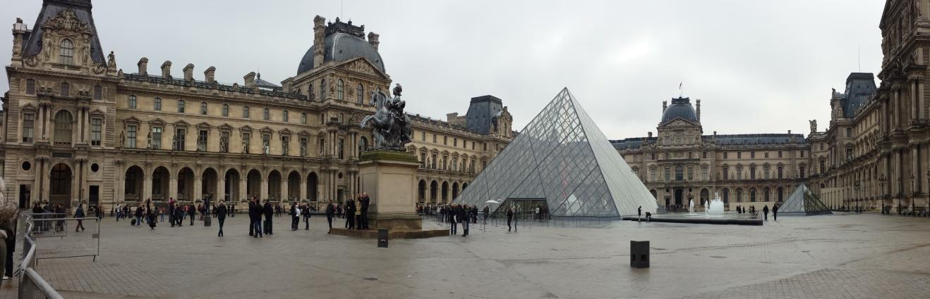 C:\Users\Sara\Desktop\FOTO ATTIVITA', SCUOLA E GITE 2012-2013\29- Parigi\Parigi (321).jpg