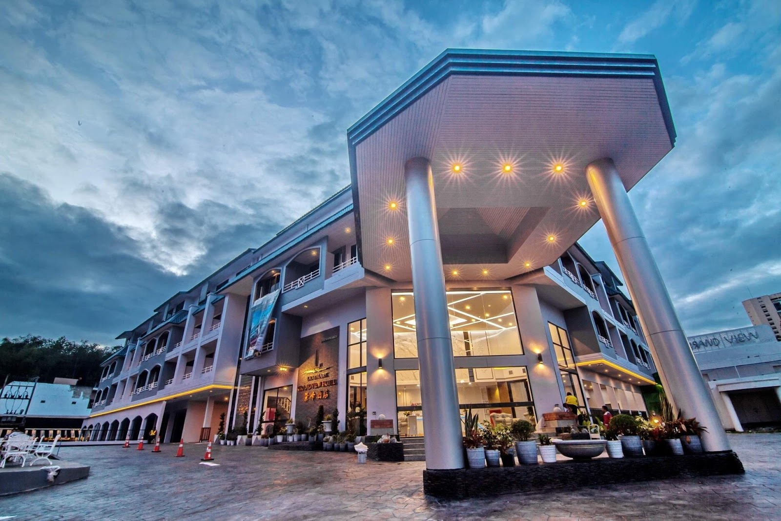 2. Grand View Landmark Betong Hotel - โรงแรมแกรนด์วิว-แลนด์มาร์ค เบตง