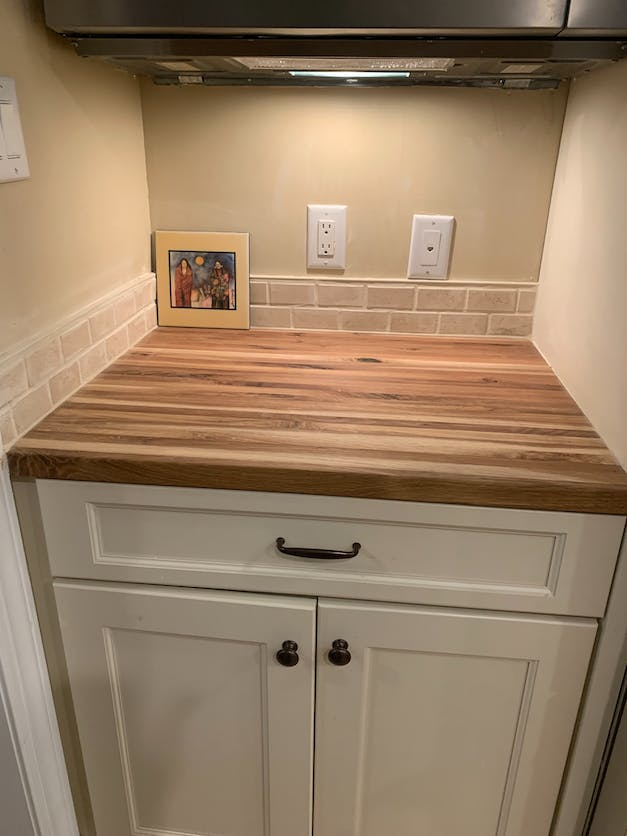 How Much Countertop Space Do You Need in Your Kitchen? - Hardwood Lumber  Company
