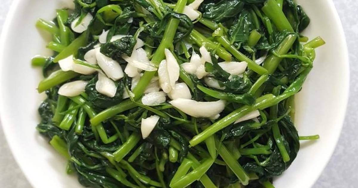 Món rau muống xào tỏi