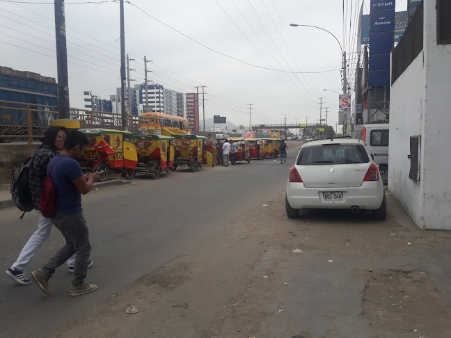 Av. Alfredo Mendiola 1042, Los Olivos 15306, Perú