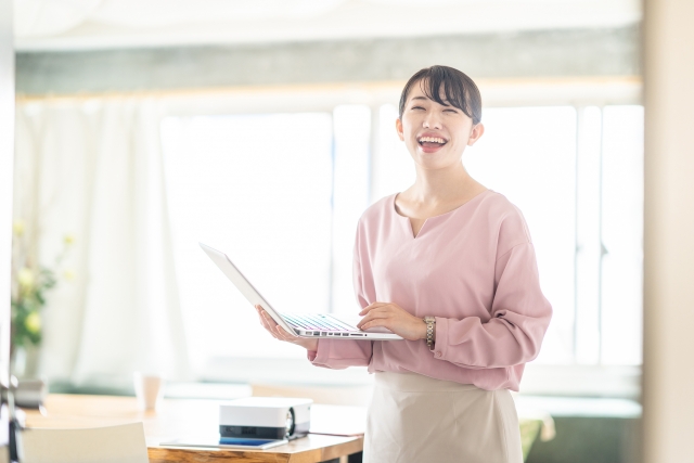 職場の同僚に贈る結婚祝いのプレゼントは何がいい 相場 予算別に紹介 八代目儀兵衛のwebマガジン おこめやノート