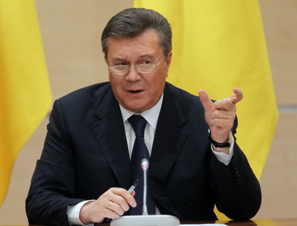У 2014-му люстрація була такою великою страшилкою, що переляканий Віктор Янукович на своїй ростовській пресконференції заявив, що «майданівці» збирались люструвати… його онука, який, зрозуміло, ніяких державних посад не займав