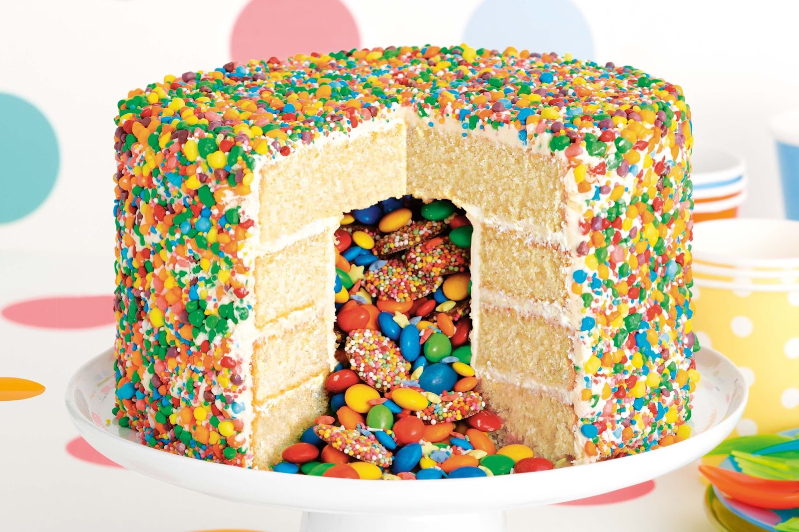 Make A Pinata Cake 