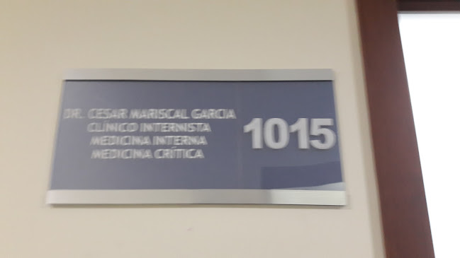 Dr. César Mariscal García - Médico