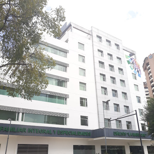 Centro Médico Familiar Integral y Especialidades, Diálisis "La Mariscal" IESS