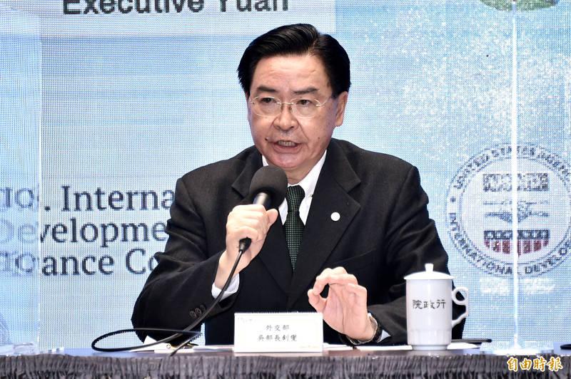 外交部長吳釗燮在推特上呼籲全球理念相近的友人支持台灣,一同捍衛「自由鳳梨」。(資料照)