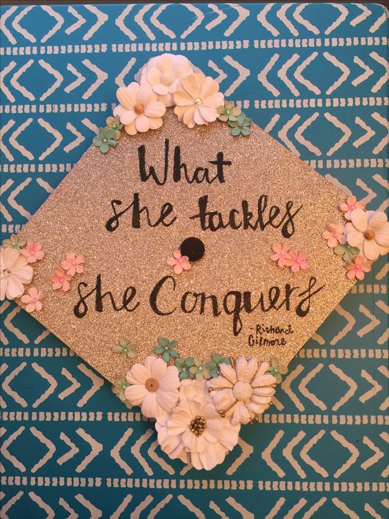 15 Cap Decorating Ideas For Graduating Women Her Campus 