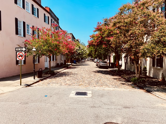 church street is a famous street amongst tourists on an exploration of the historical sites in Charleston Sc